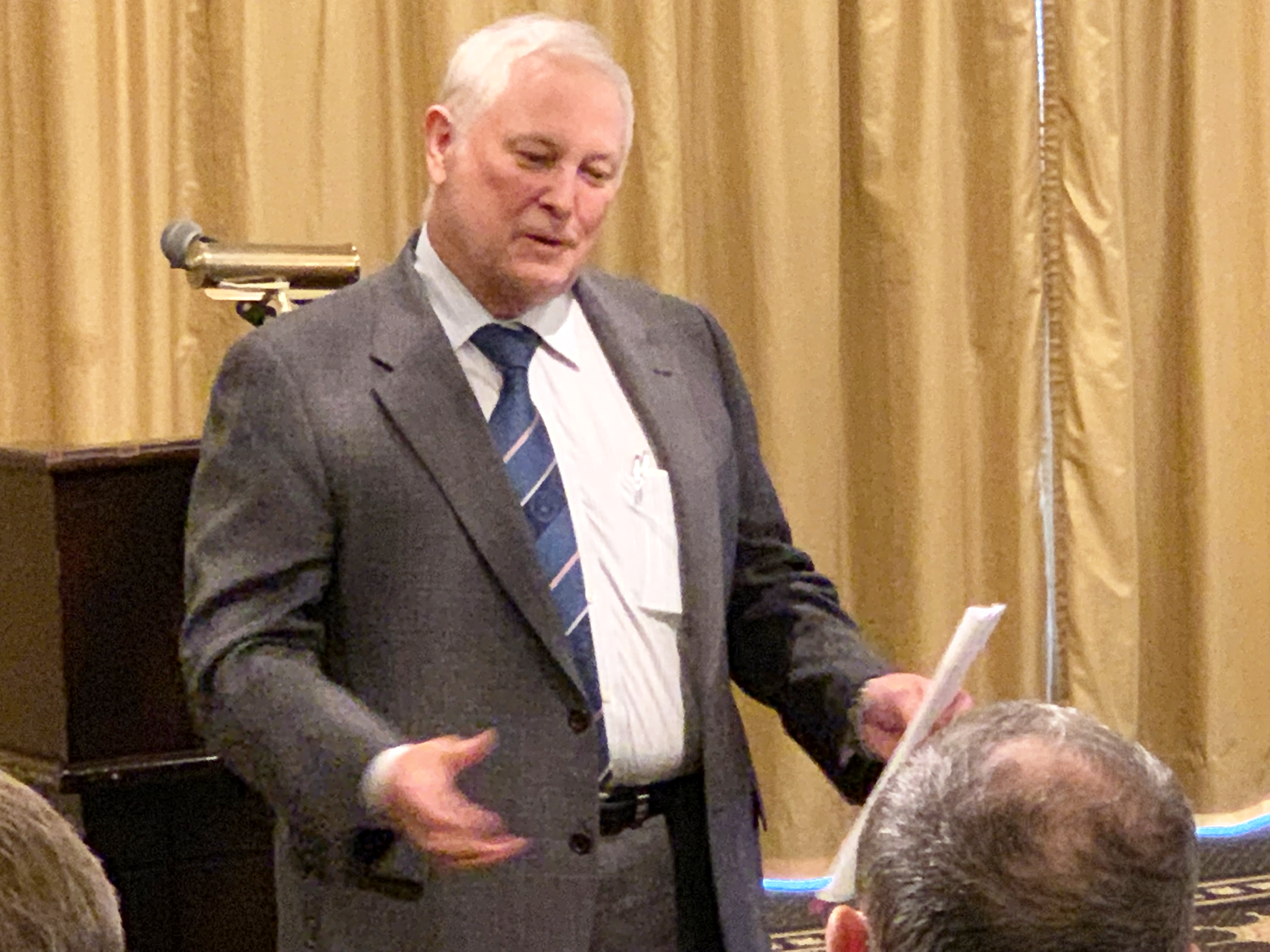 Dr. Roy Pettis